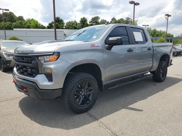 Used 2025 Chevrolet Silverado 1500 Custom Trail Boss AWD/4WD image 3
