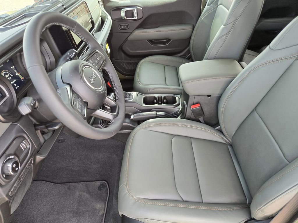 New 2026 Jeep Gladiator Mojave AWD/4WD image 7