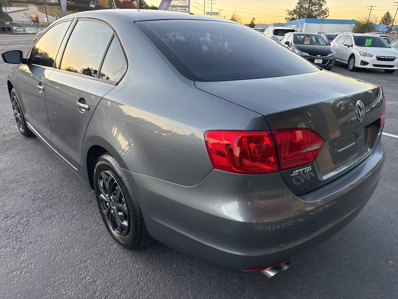 Used 2012 Volkswagen Jetta Sedan image 5