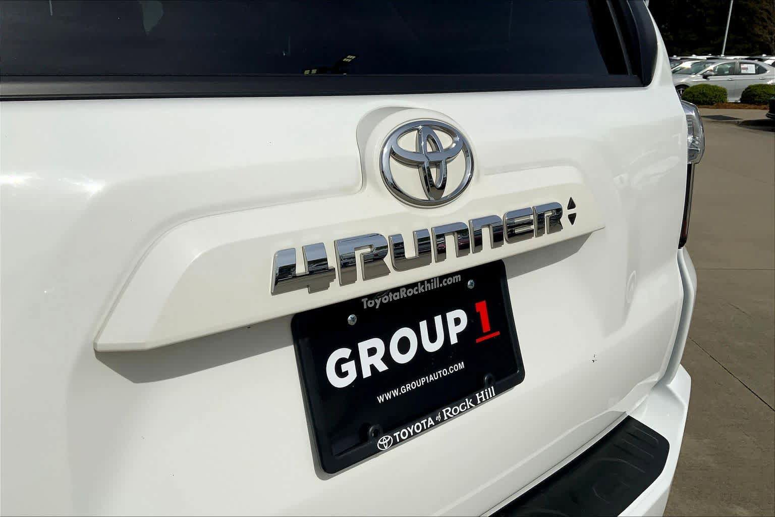 Used 2024 Toyota 4Runner SR5 AWD/4WD image 32