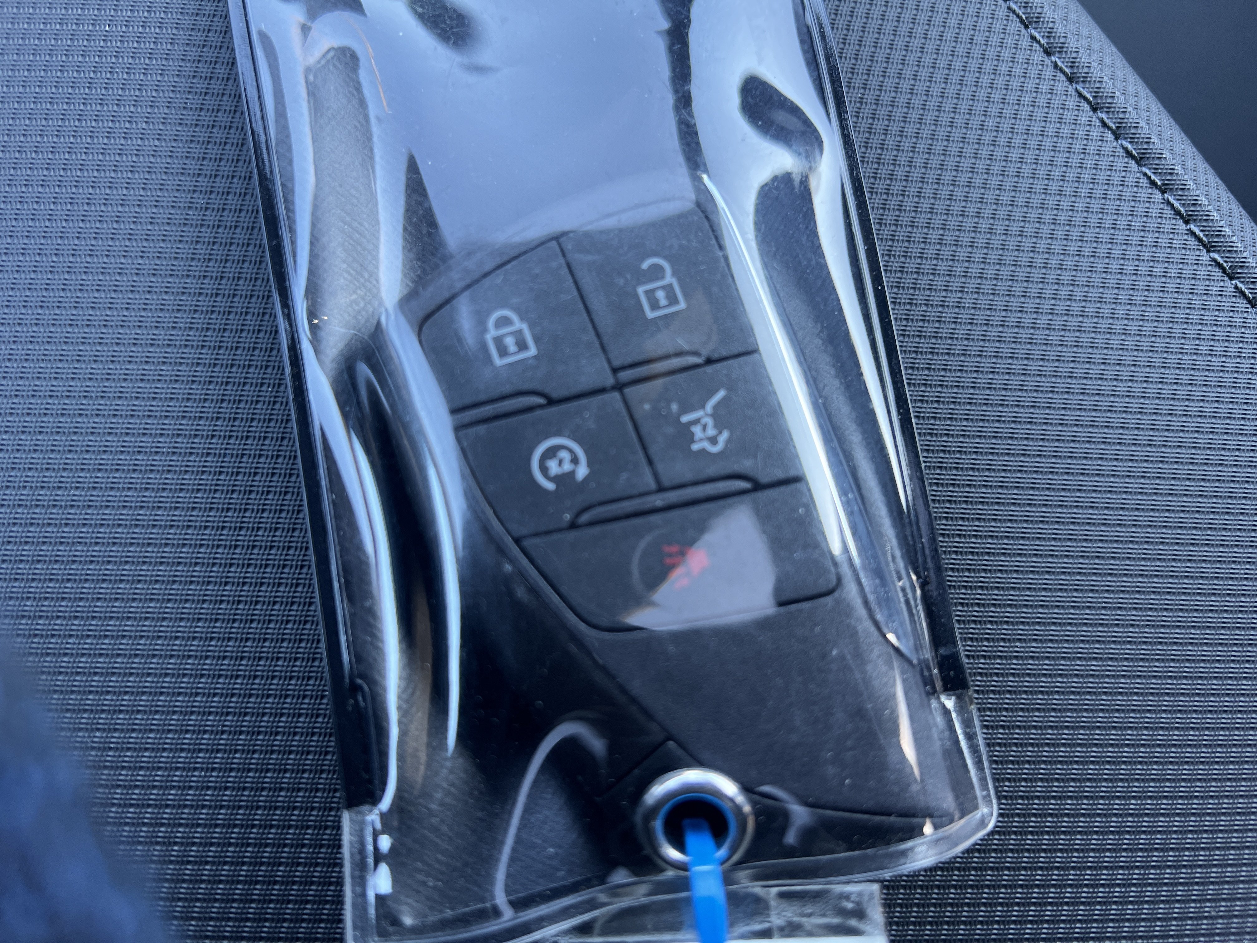 New 2026 Chevrolet Equinox EV LT AWD/4WD image 36