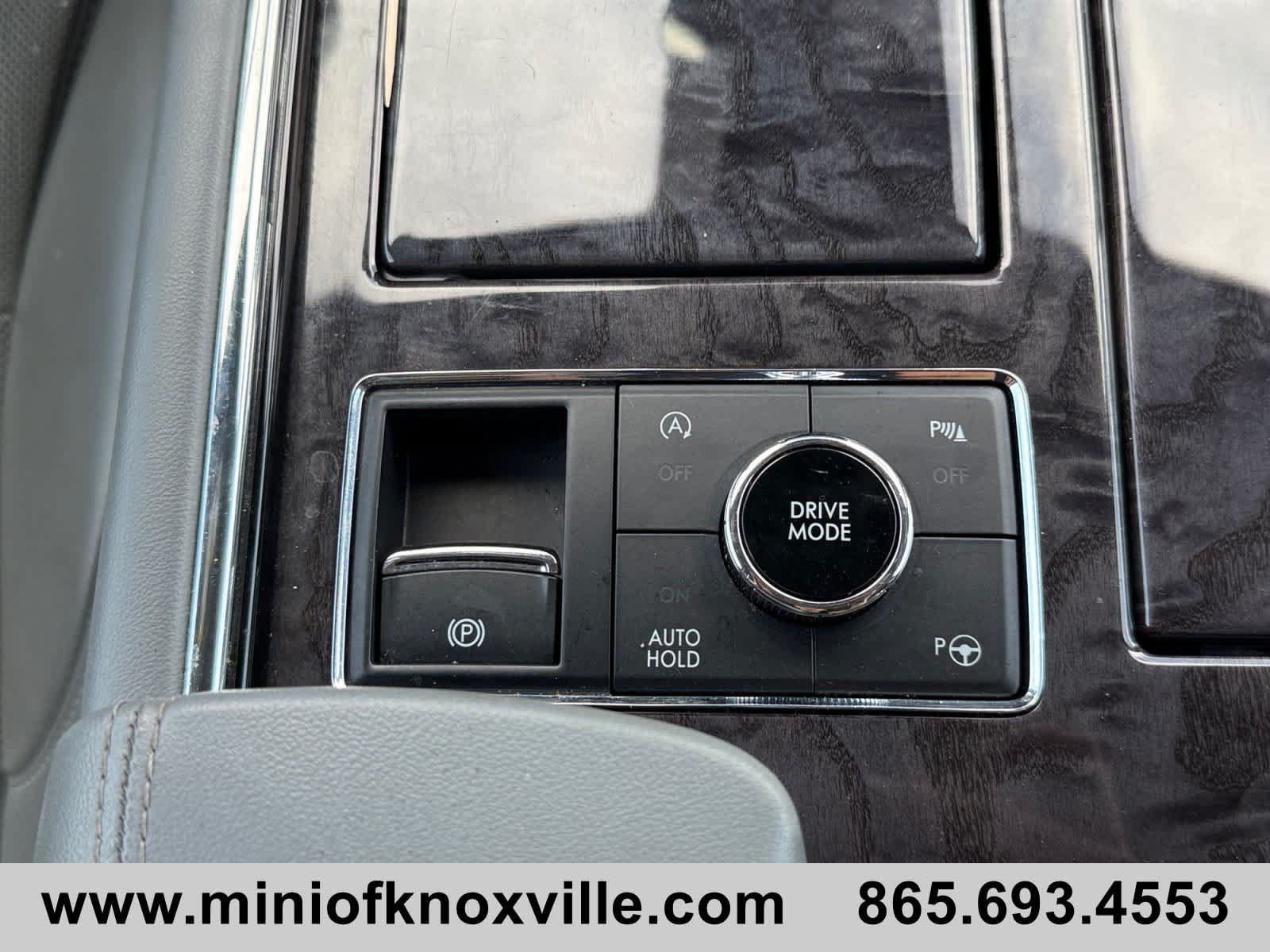 Used 2021 Lincoln Navigator Reserve w/ Luxury Package AWD/4WD image 25
