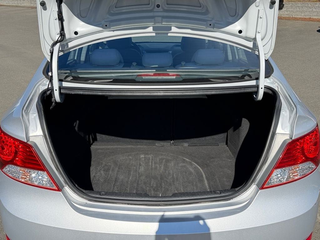 Used 2014 Hyundai Accent GLS FWD image 19