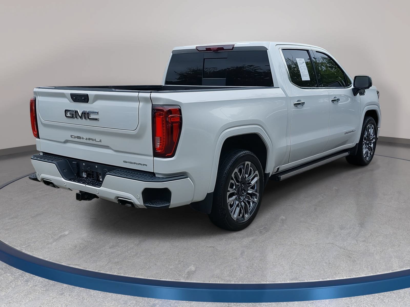 Used 2024 GMC Sierra 1500 Denali Ultimate AWD/4WD image 5