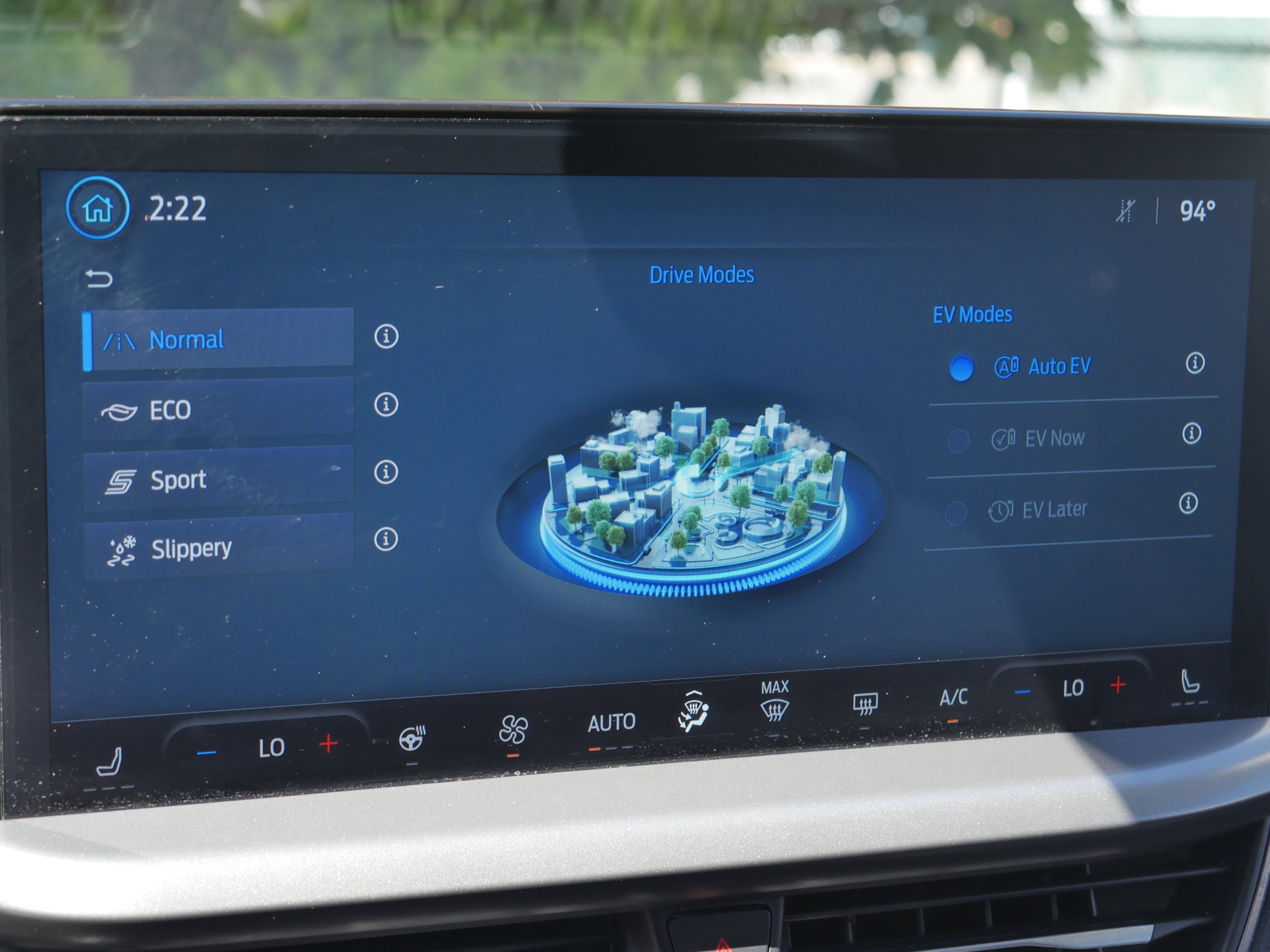 Certified 2024 Ford Escape SE FWD image 11