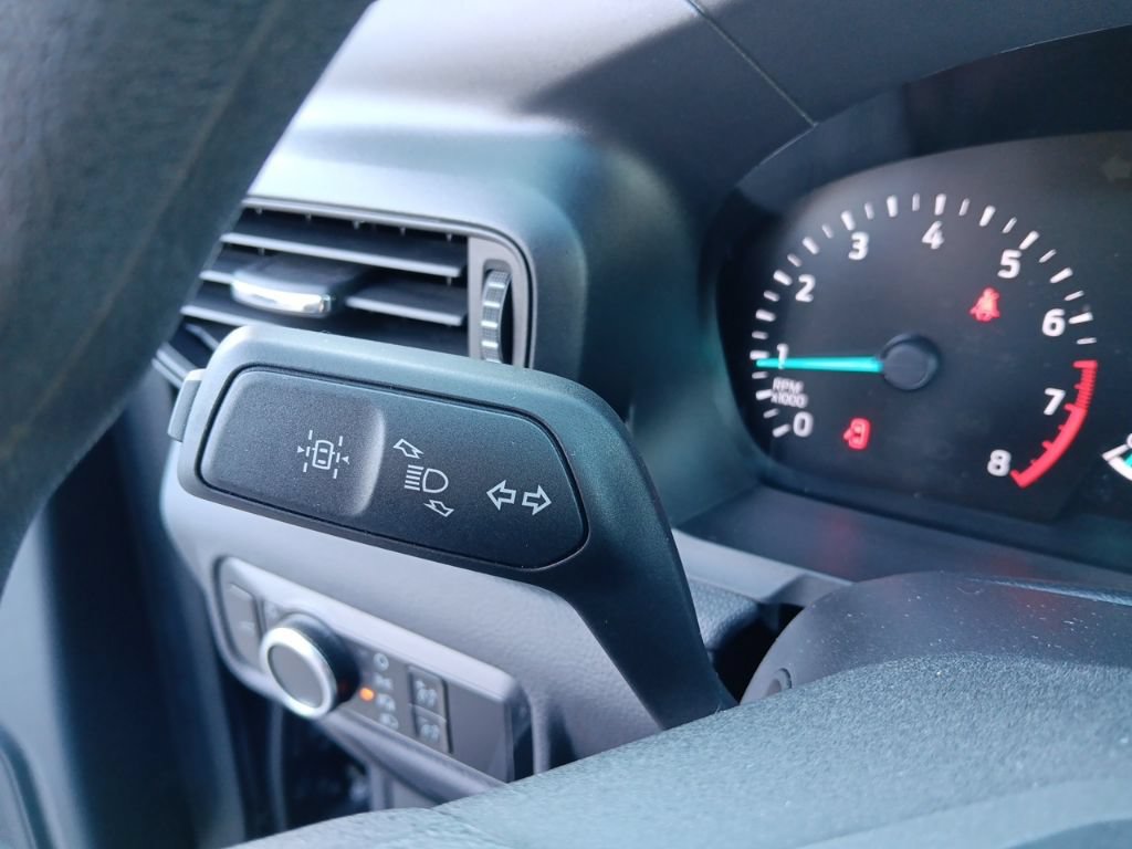 Used 2023 Ford Explorer 4WD image 18