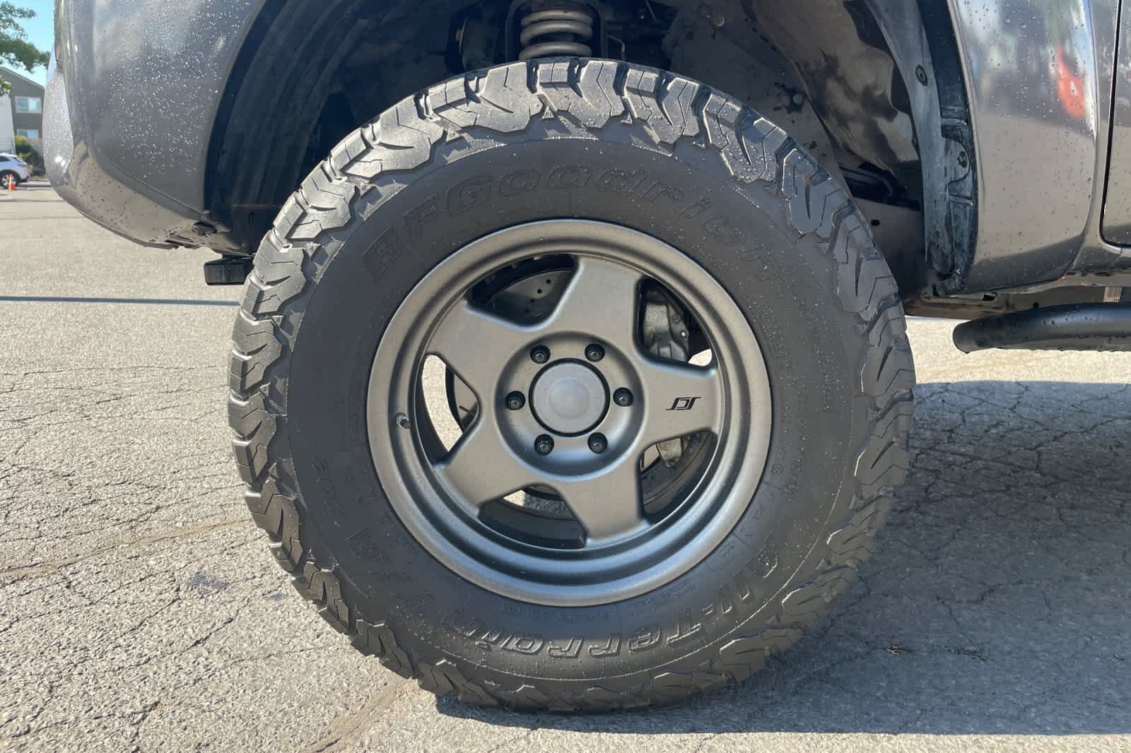 Used 2015 Toyota Tacoma 4x4 Double Cab w/ TRD Sport Package image 14