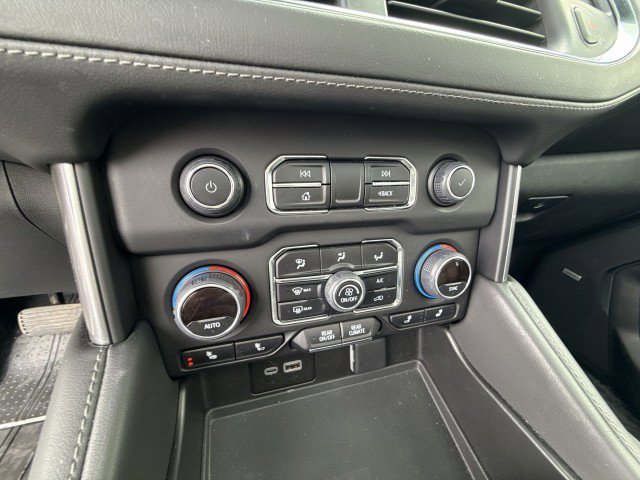 Used 2023 Chevrolet Tahoe LT w/ LT Signature Package image 17