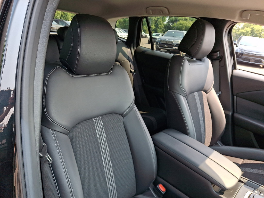 Used 2025 MAZDA CX-50 AWD 2.5 S w/ Preferred Package image 13