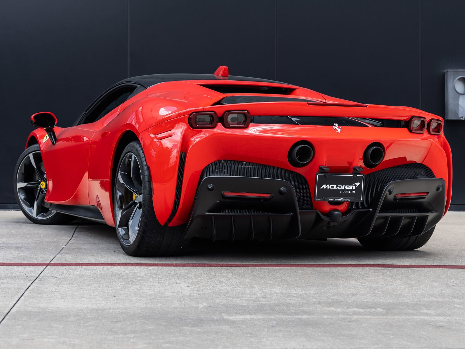 Used 2021 Ferrari SF90 Stradale image 6