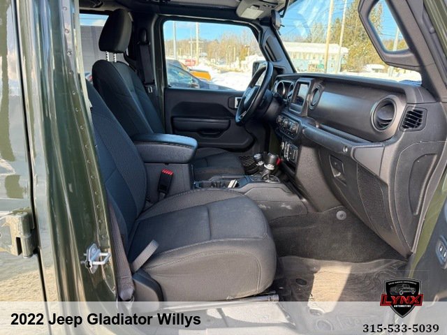 Used 2022 Jeep Gladiator Willys AWD/4WD image 41