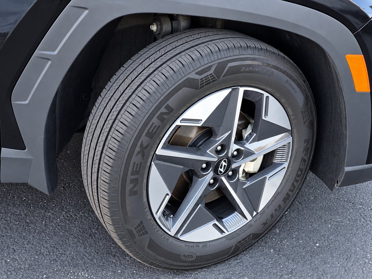 Used 2025 Hyundai Tucson SEL AWD/4WD image 9