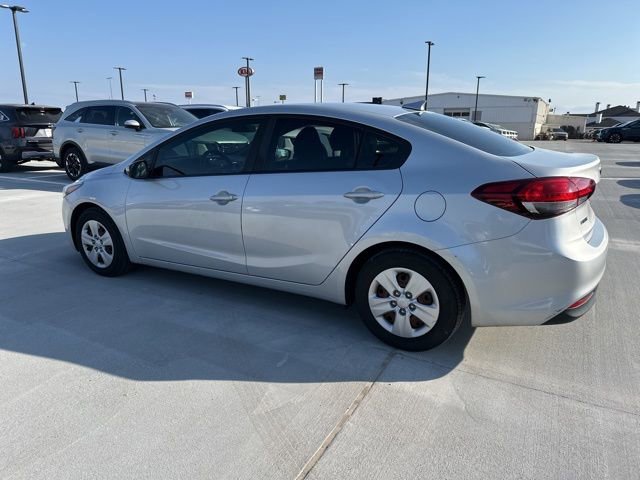Used 2018 Kia Forte LX w/ LX Popular Package image 13