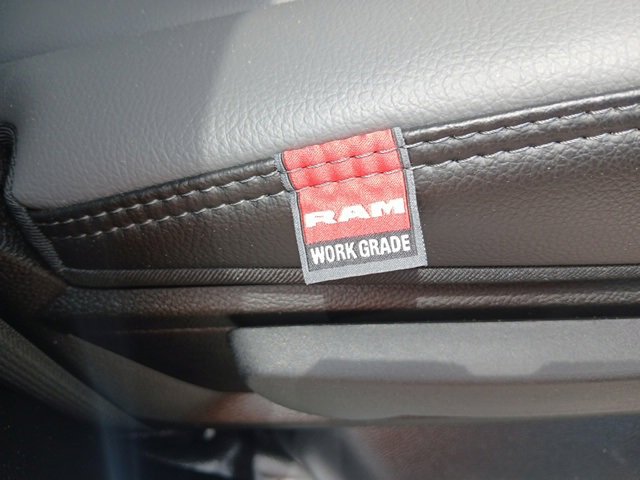 Used 2024 RAM 3500 Tradesman w/ Safety Group image 32