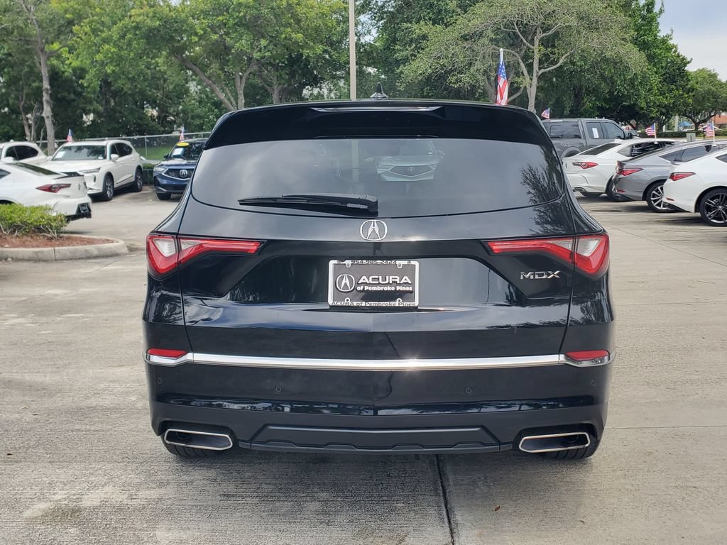 Certified 2024 Acura MDX FWD w/ Technology Package image 6