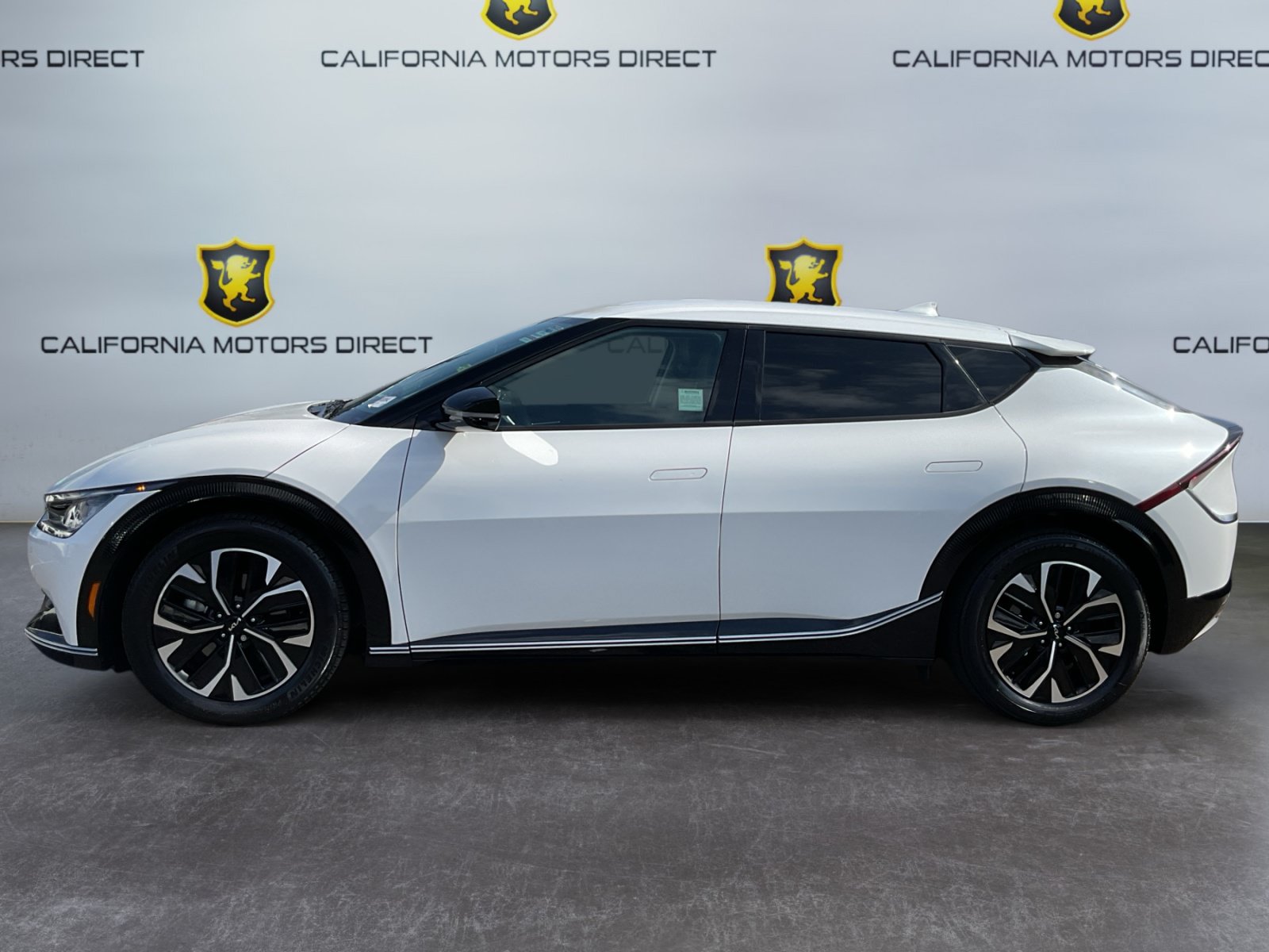Used 2024 Kia EV6 Wind RWD image 8