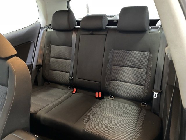 Used 2013 Volkswagen Golf 2-Door image 11