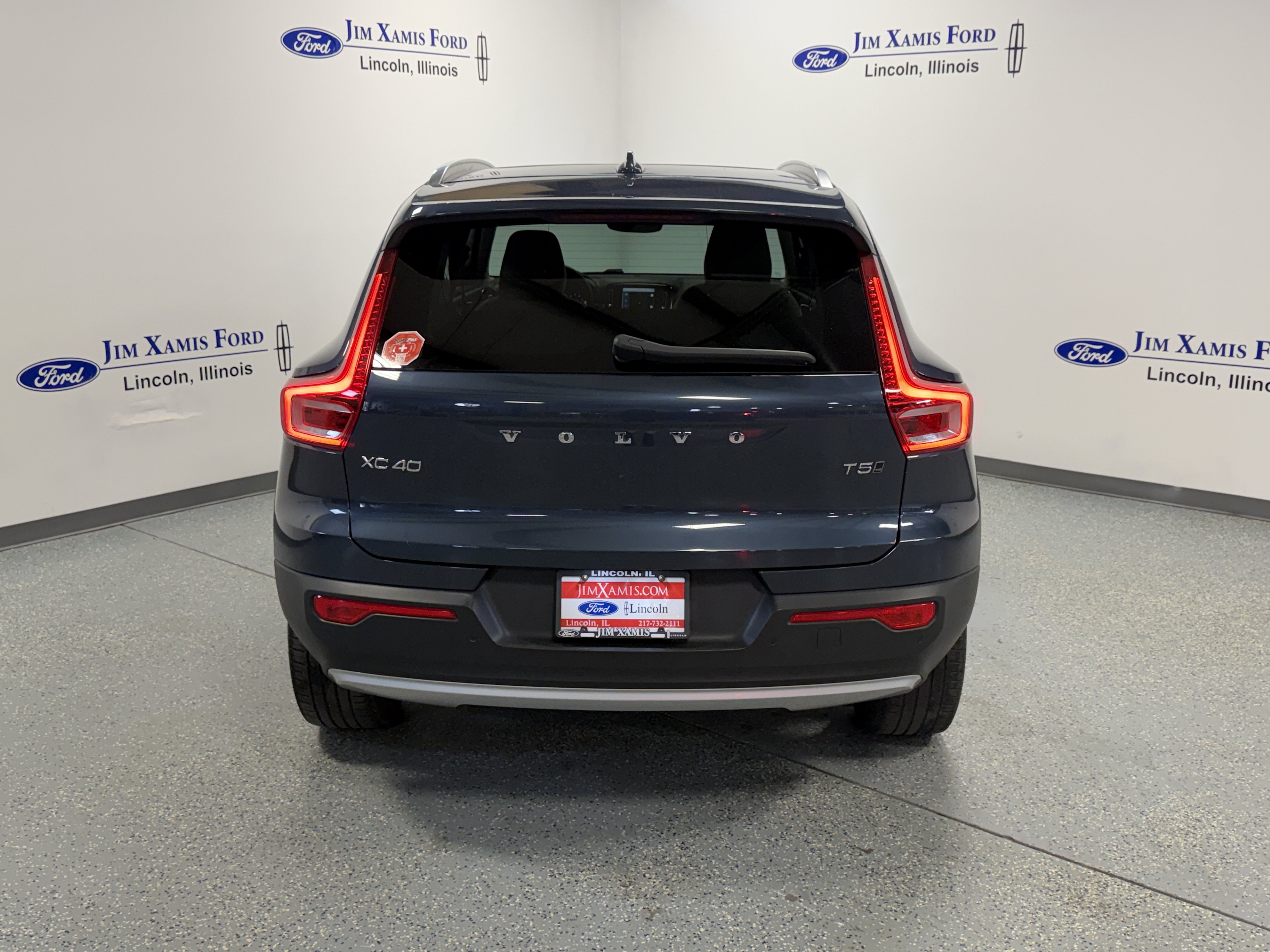 Used 2021 Volvo XC40 T5 Momentum w/ Premium Package AWD/4WD image 33