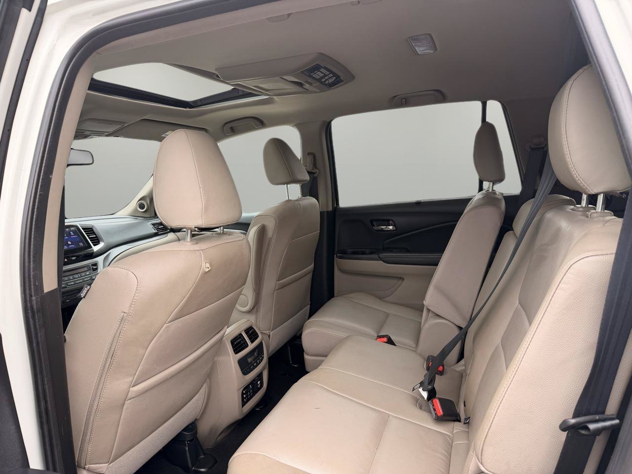 Used 2018 Honda Pilot EX-L image 19