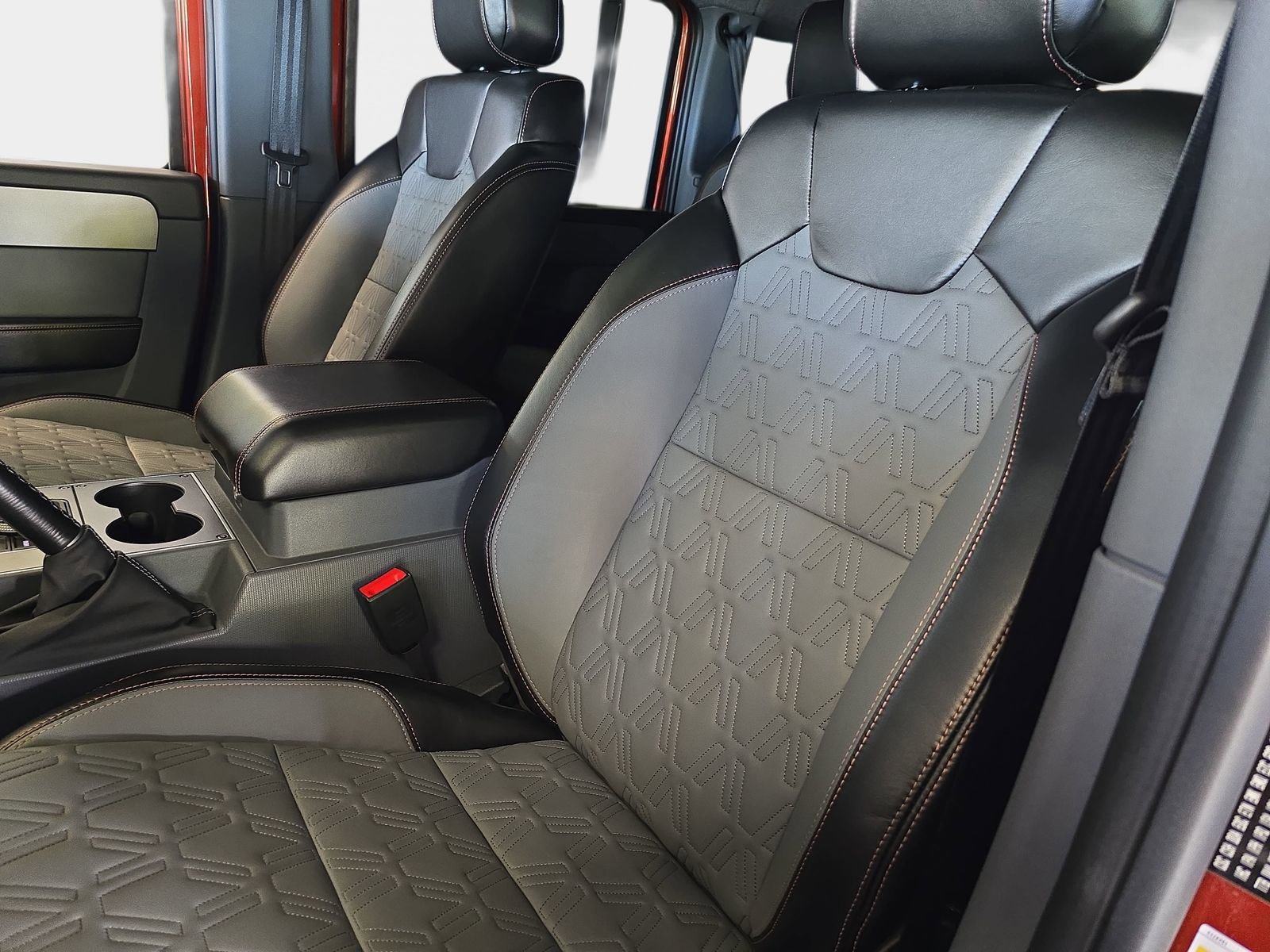 Used 2025 INEOS Grenadier AWD/4WD image 10