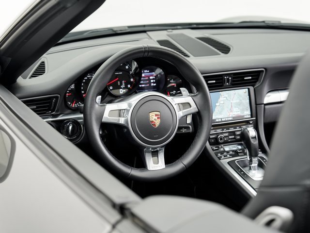 Used 2014 Porsche 911 Carrera image 9