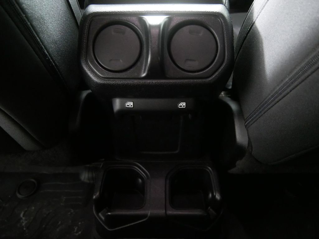 Used 2018 Jeep Wrangler Unlimited Sport S image 16