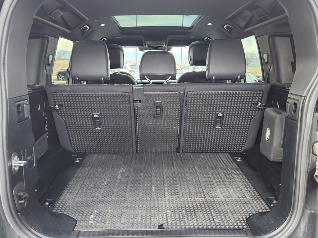 Used 2022 Land Rover Defender 110 X image 12