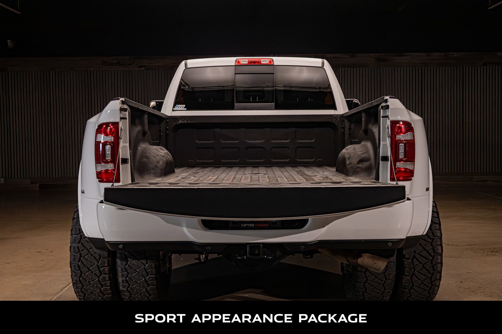Used 2020 RAM 3500 Laramie AWD/4WD image 9