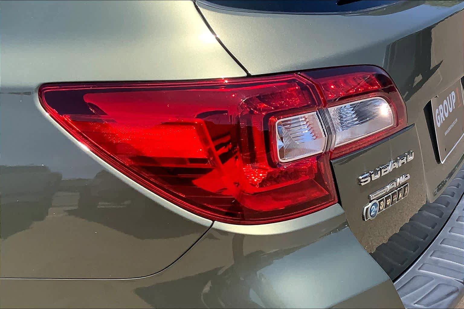 Used 2017 Subaru Outback 2.5i Limited AWD/4WD image 29