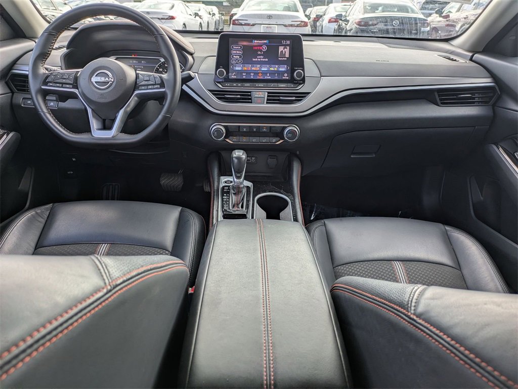 Used 2025 Nissan Altima 2.5 SR image 25