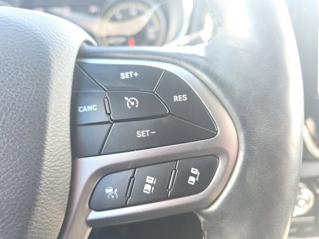 Used 2020 Jeep Cherokee High Altitude image 18