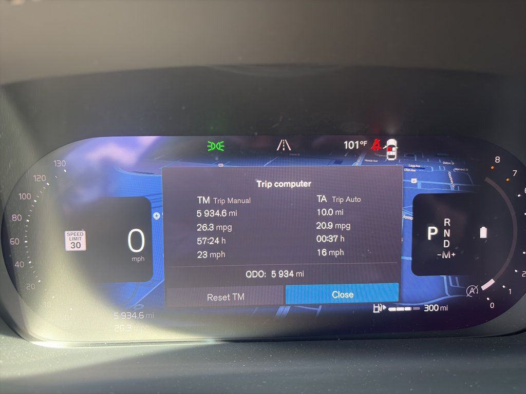 Certified 2024 Volvo S60 B5 Plus w/ Climate Package AWD/4WD image 6