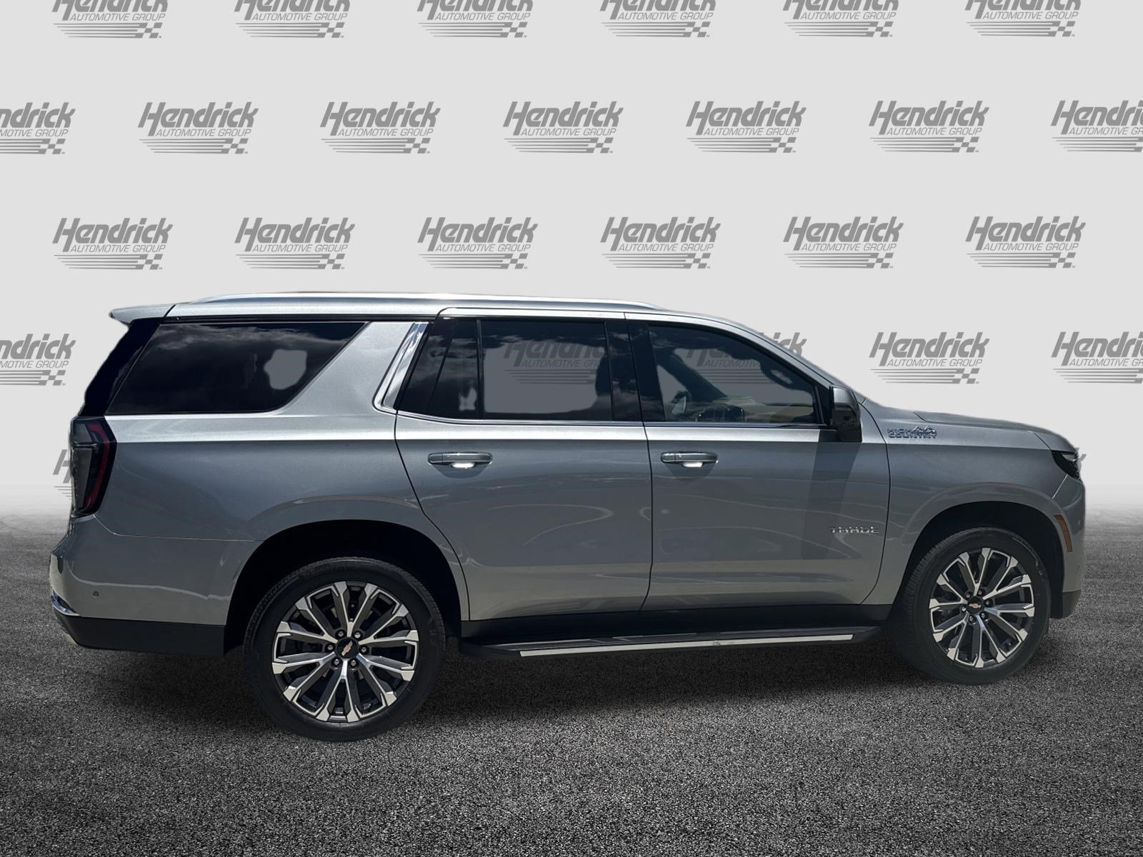 Used 2025 Chevrolet Tahoe High Country w/ Sun And Tow Package AWD/4WD image 10