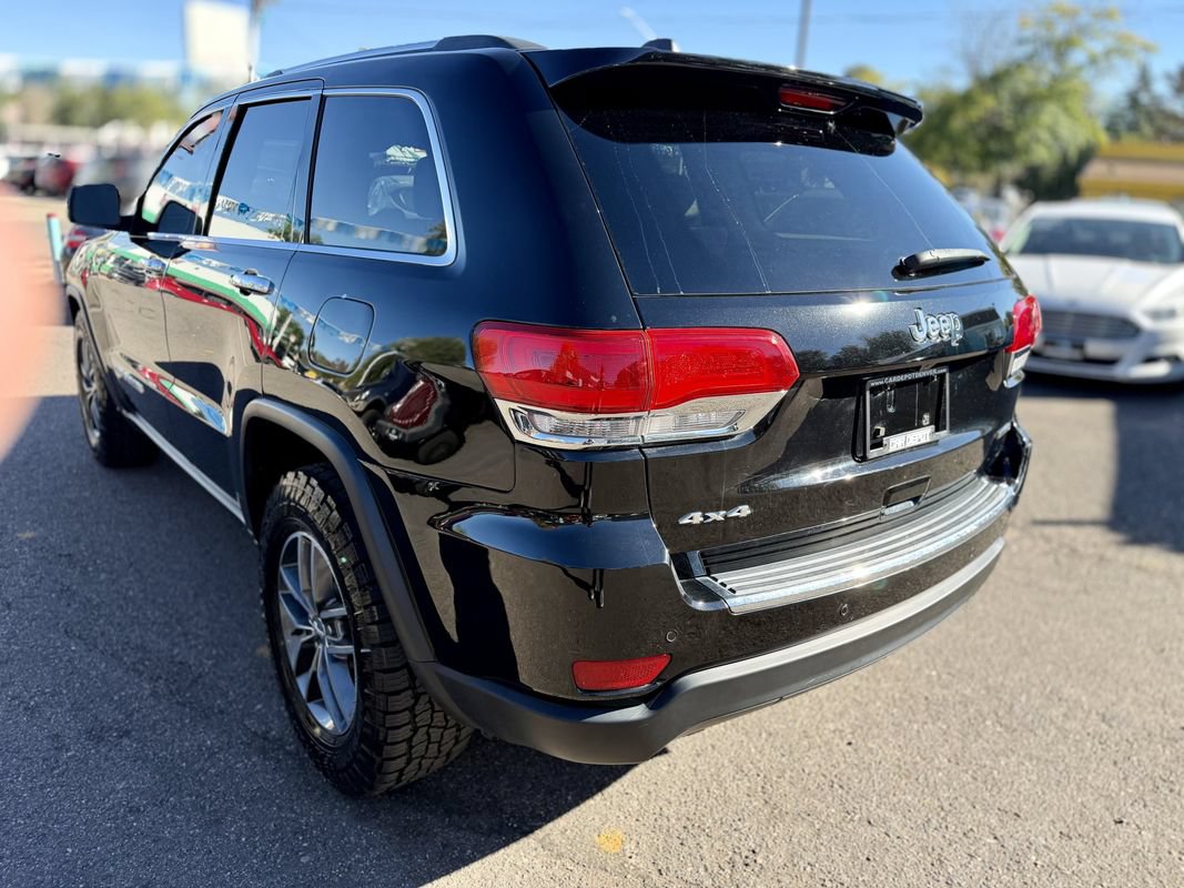 Used 2017 Jeep Grand Cherokee Limited AWD/4WD image 5