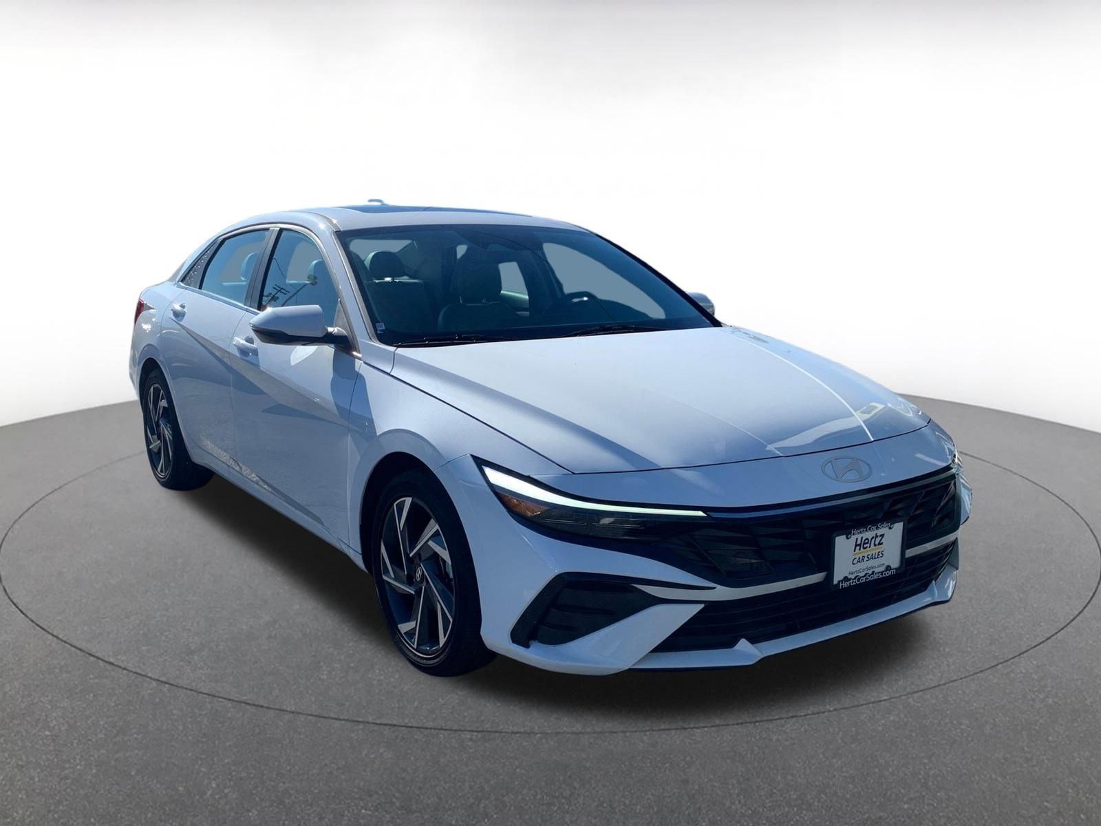 Used 2025 Hyundai Elantra Limited