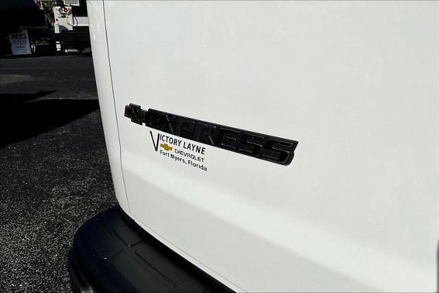 New 2025 Chevrolet Express 2500 Extended w/ Driver Convenience Package RWD image 5