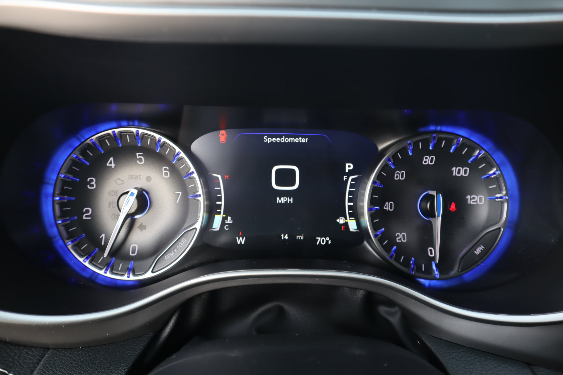 New 2027 Chrysler Pacifica Limited FWD image 4
