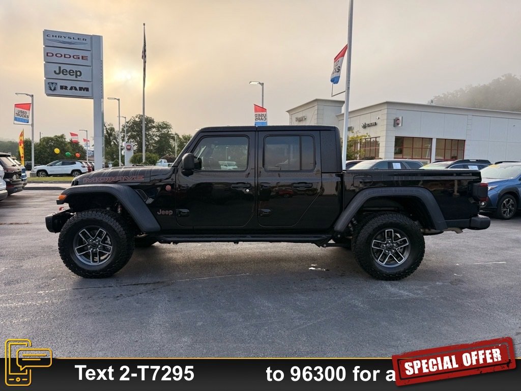 Used 2024 Jeep Gladiator Mojave w/ Technology Group image 8