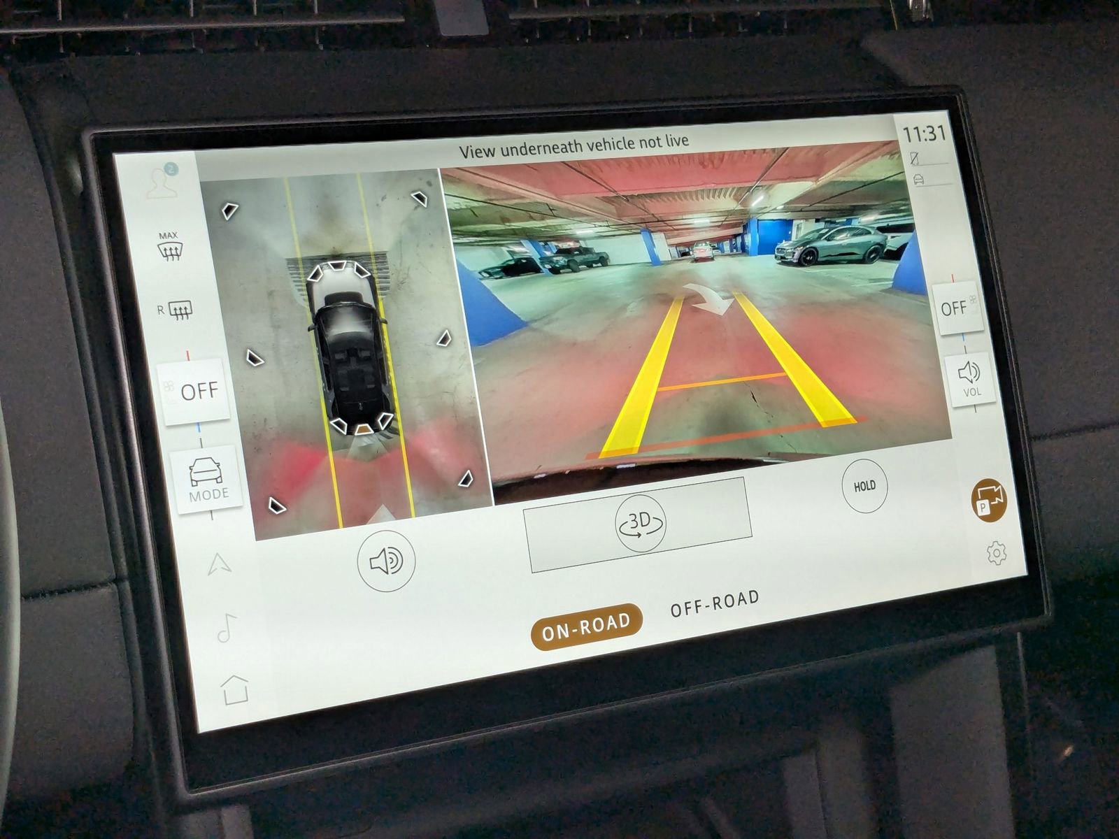 New 2025 Land Rover Discovery Sport S image 13