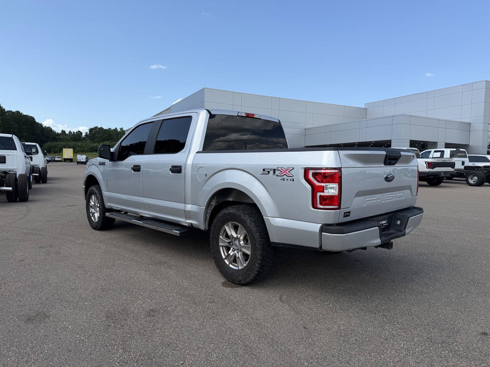 Used 2018 Ford F150 XL w/ Equipment Group 101A Mid AWD/4WD image 4