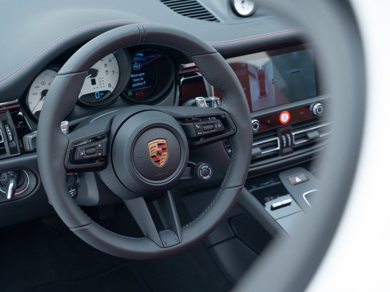 New 2026 Porsche Macan S AWD/4WD image 23
