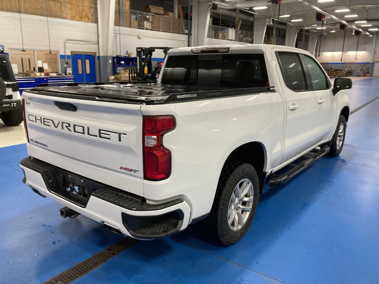 Used 2019 Chevrolet Silverado 1500 RST AWD/4WD image 7