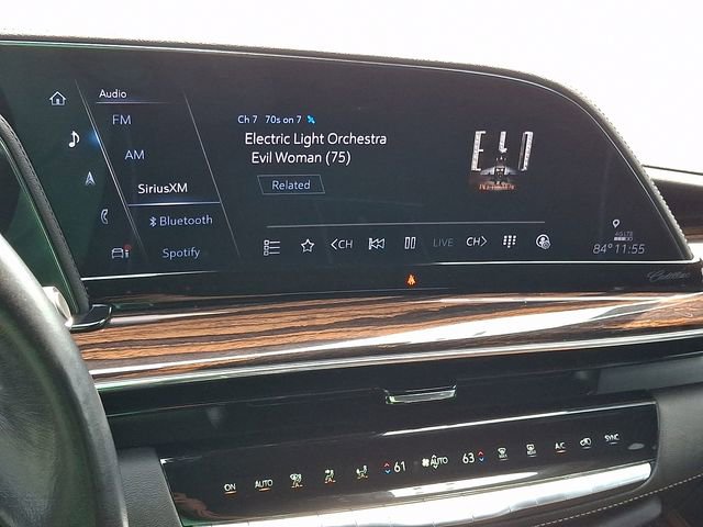 Used 2023 Cadillac Escalade ESV Premium Luxury AWD/4WD image 22