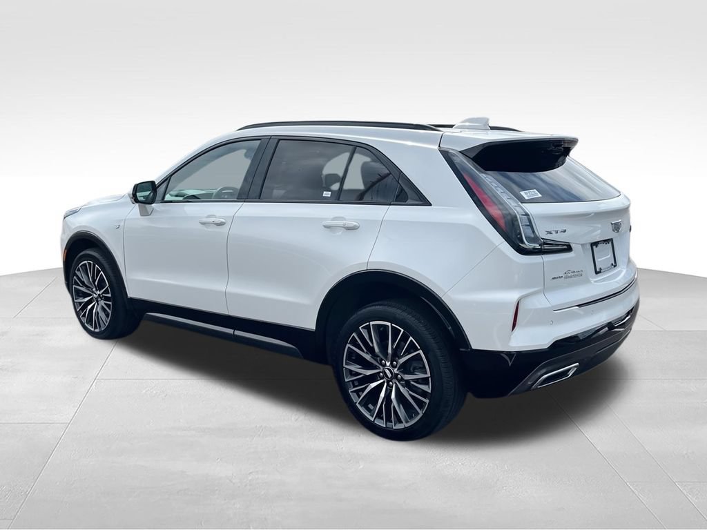 Used 2024 Cadillac XT4 Sport AWD/4WD image 6
