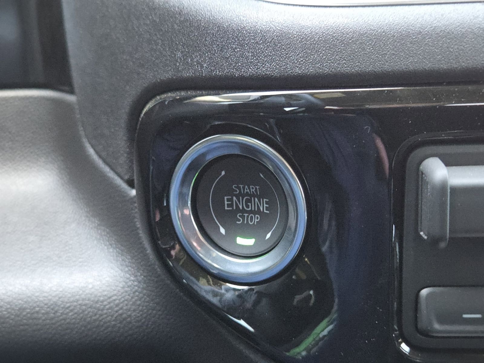 New 2026 GMC Sierra 1500 Elevation image 11