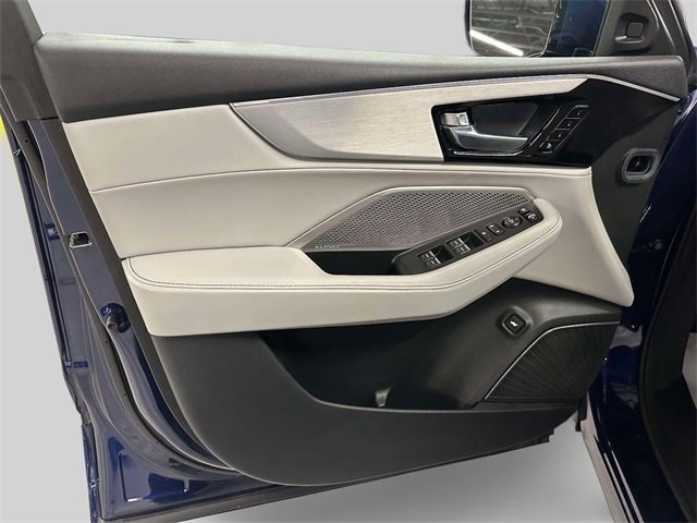 Used 2023 Acura MDX SH-AWD w/ Technology Package image 12