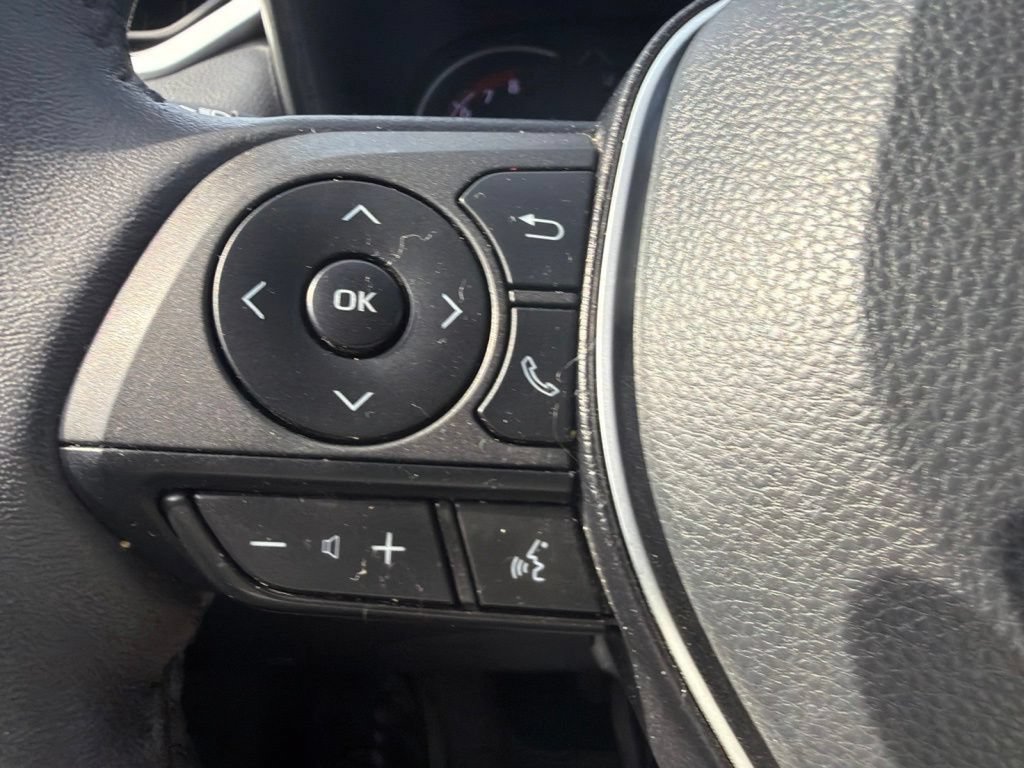 Used 2023 Toyota RAV4 XLE Premium AWD/4WD image 22