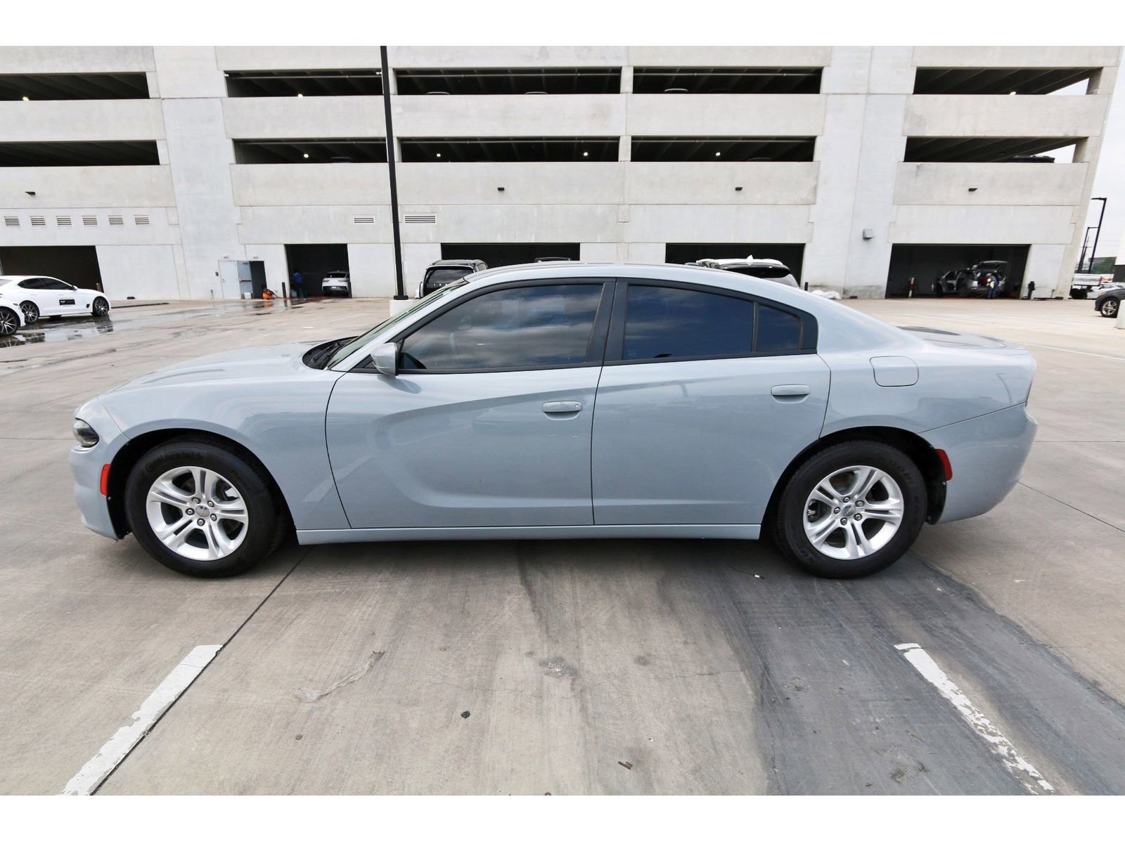 Used 2021 Dodge Charger SXT RWD image 5