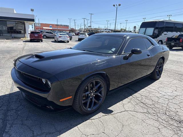 Used 2021 Dodge Challenger R/T w/ Blacktop Package image 3