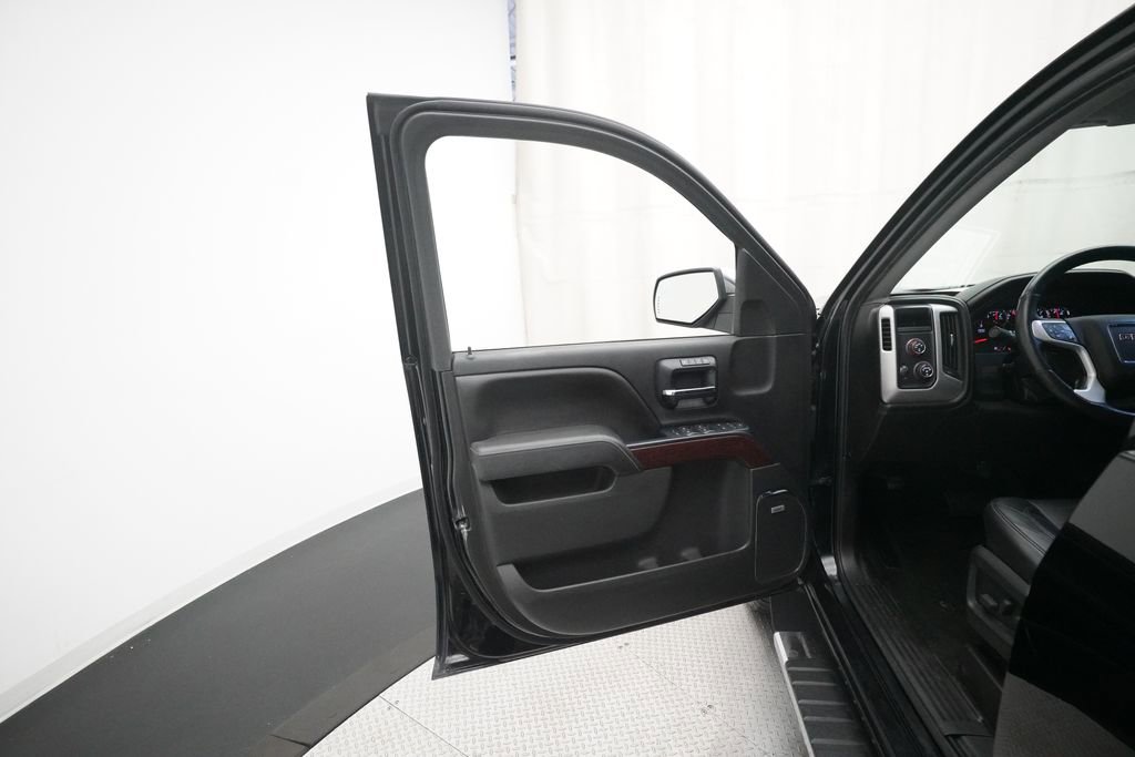 Used 2014 GMC Sierra 1500 SLT w/ SLT Crew Cab Value Package image 27